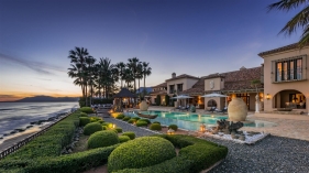 Landhuis Marbella East € 25.000.000,-